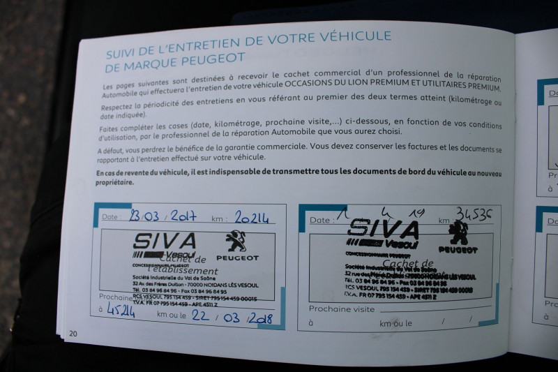Photo 15 de l'offre de PEUGEOT 2008 STYLE 1L6 HDI 100 CV ÃCRAN TACTILE CLIM MP3 USB JA 16 RADAR BLUETOOTH RÃGULATEUR à 11500€ chez Bougel transactions