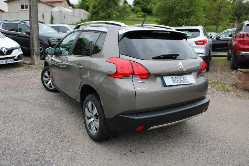 Photo 3 de l'offre de PEUGEOT 2008 STYLE 1L6 HDI 100 CV ÃCRAN TACTILE CLIM MP3 USB JA 16 RADAR BLUETOOTH RÃGULATEUR à 11500€ chez Bougel transactions