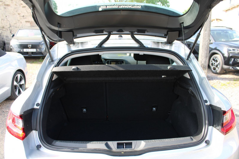 Photo 6 de l'offre de RENAULT MEGANE 4 ENERGY BUSINESS 1L5 DCI 110 CV USB GPS 3D CLIM AUDIO RADAR BLUETOOTH RÃGULATEUR à 9990€ chez Bougel transactions