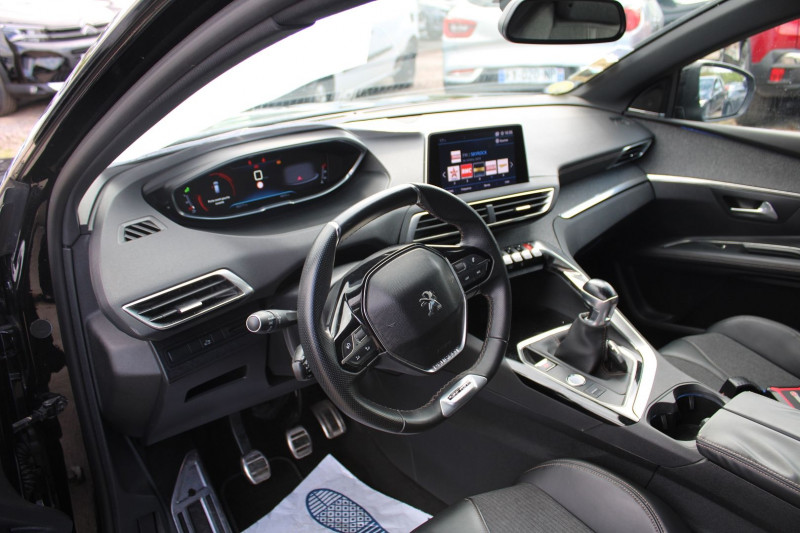 Photo 4 de l'offre de PEUGEOT 3008 III GT-LINE 1L6 BLUE HDI 120 CV GPS 3D CAMÃRA RE JA 18 FULL LED BLUETOOTH RÃGULATEUR à 17800€ chez Bougel transactions