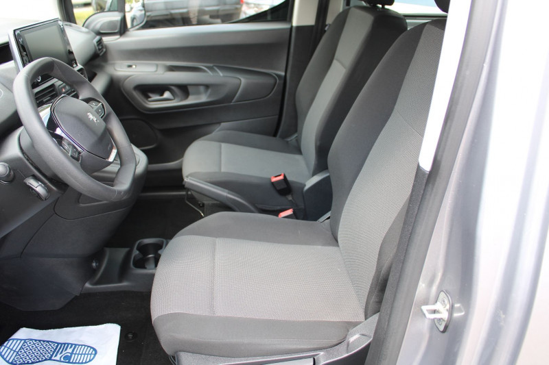 Photo 6 de l'offre de PEUGEOT RIFTER BLUE HDI 100 CV ACTIVE PACK CLIM GPS MIROR LINK USB RADAR BLUETOOTH RÃGULATEUR à 20500€ chez Bougel transactions