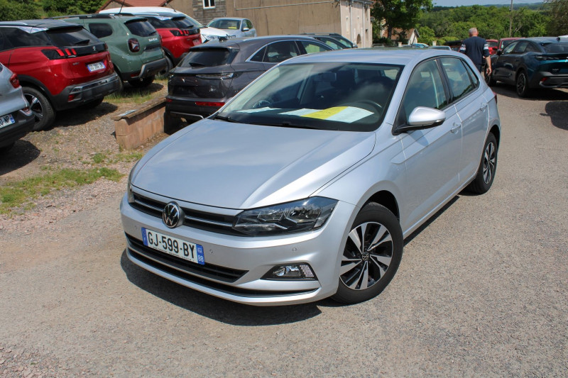 Photo 2 de l'offre de VOLKSWAGEN POLO 8 CONFORTLINE ESSENCE TSI 95 CV GPS CARPLAY MP3 RADAR JA 15 USB BLUETOOTH LIMITEUR à 17990€ chez Bougel transactions