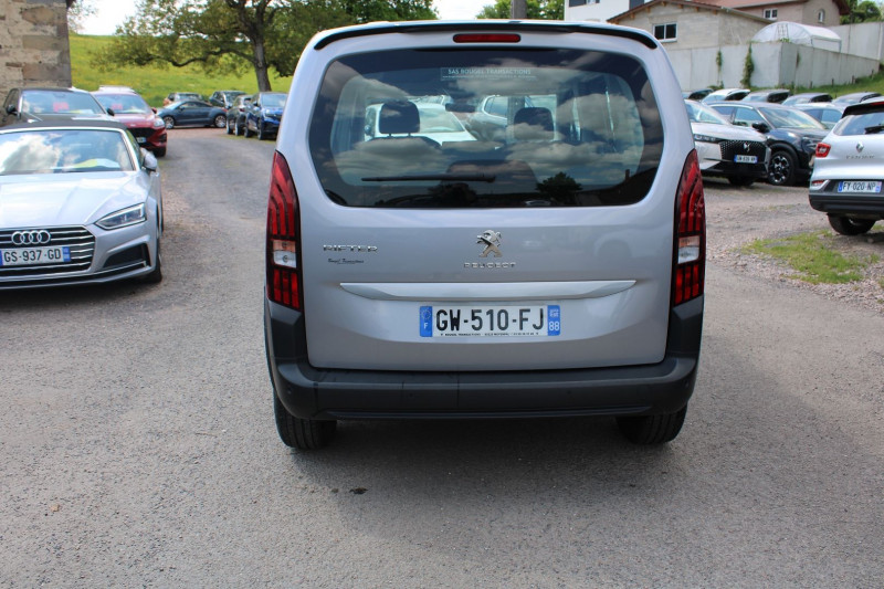 Photo 4 de l'offre de PEUGEOT RIFTER BLUE HDI 100 CV ACTIVE PACK CLIM GPS MIROR LINK USB RADAR BLUETOOTH RÃGULATEUR à 20500€ chez Bougel transactions