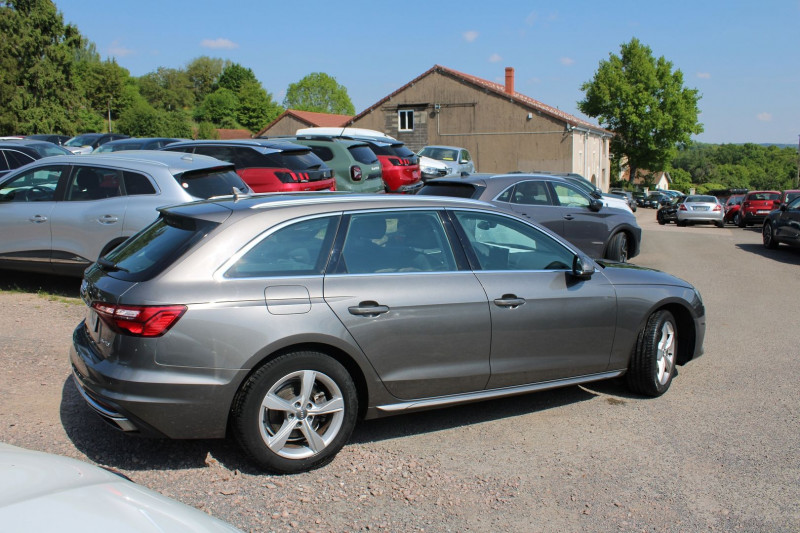 Photo 2 de l'offre de AUDI A4 AVANT 35 TDI 163CH DESIGN S TRONIC 7 94G à 26990€ chez Bougel transactions
