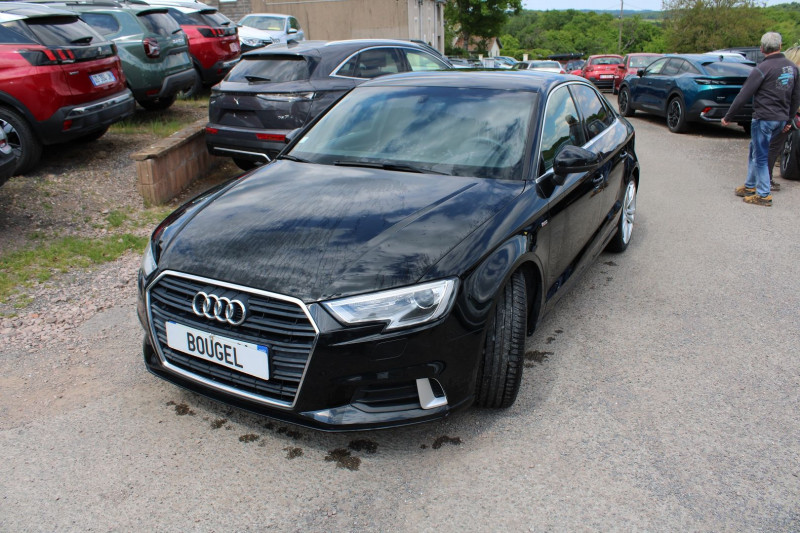 Photo 1 de l'offre de AUDI A3 BERLINE 35 TFSI 150CH S LINE S TRONIC 7 EURO6D-T à 25990€ chez Bougel transactions