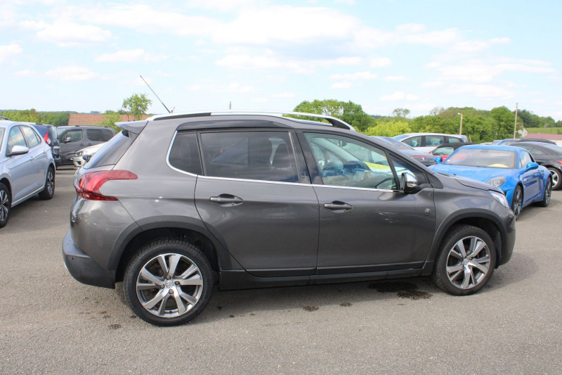 Photo 12 de l'offre de PEUGEOT 2008 II CROSSWAY 130 CV ESSENCE GPS 3D CAMÃRA TOIT PANO USB JA 17 BLUETOOTH RÃGULATEUR à 13990€ chez Bougel transactions