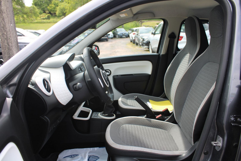 Photo 7 de l'offre de RENAULT TWINGO 4 SCE 70 CV LIMITED ESSENCE CLIM AUDIO MP3 RADAR RE USB BLUETOOTH LIMITEUR BECQUET à 9500€ chez Bougel transactions