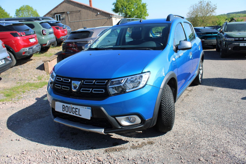 Photo 4 de l'offre de DACIA SANDERO III STEPWAY ECO-GPL 100 CV PRESTIGE CLIM GPS 3D CAMÃRA MP3 USB BLUETOOTH RÃGULATEUR à 10990€ chez Bougel transactions