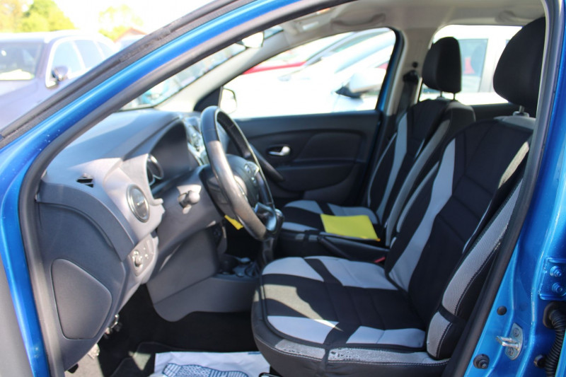 Photo 7 de l'offre de DACIA SANDERO III STEPWAY ECO-GPL 100 CV PRESTIGE CLIM GPS 3D CAMÃRA MP3 USB BLUETOOTH RÃGULATEUR à 10990€ chez Bougel transactions