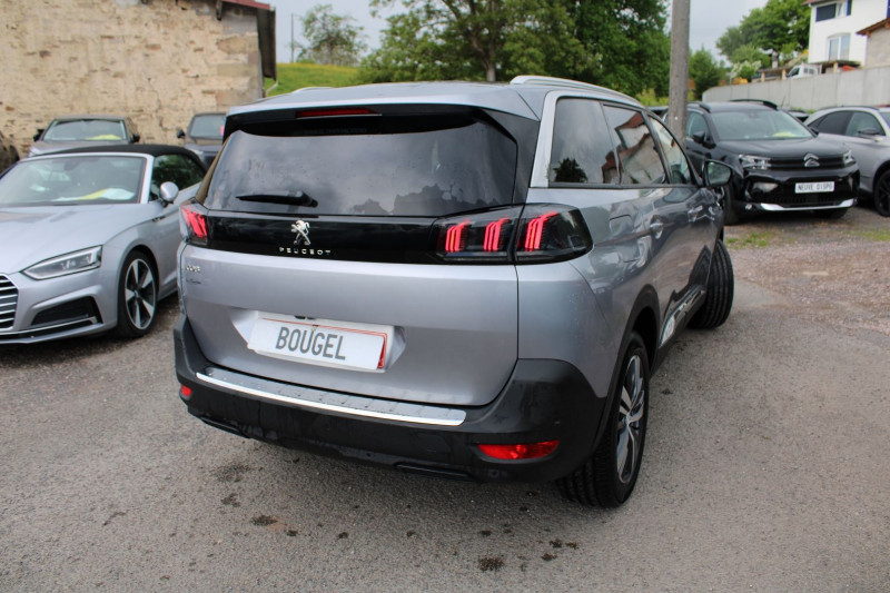 Photo 2 de l'offre de PEUGEOT 5008 PHASE 4 ALLURE PACK EAT8 BOITE AUTO PALETTE HYBRIDE 136 CV CAMÃRA 360 MI CUIR  7 PLACES à 30400€ chez Bougel transactions