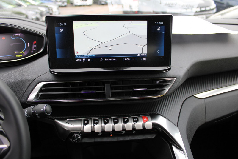 Photo 12 de l'offre de PEUGEOT 5008 PHASE 4 ALLURE PACK EAT8 BOITE AUTO PALETTE HYBRIDE 136 CV CAMÃRA 360 MI CUIR  7 PLACES à 30400€ chez Bougel transactions