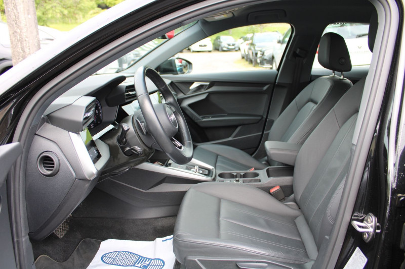 Photo 8 de l'offre de AUDI A3 SPORTBACK 35 TFSI 150CH MILD HYBRID BUSINESS LINE S TRONIC 7 à 26990€ chez Bougel transactions