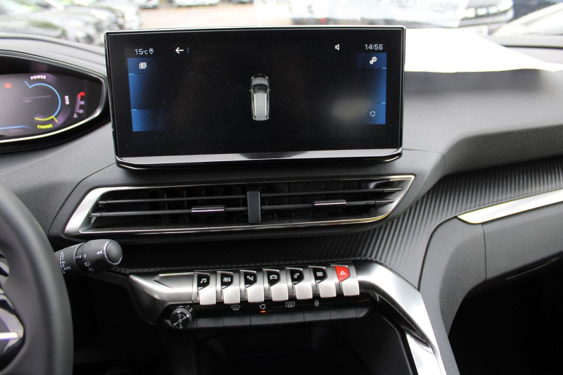 Photo 13 de l'offre de PEUGEOT 5008 PHASE 4 ALLURE PACK EAT8 BOITE AUTO PALETTE HYBRIDE 136 CV CAMÃRA 360 MI CUIR  7 PLACES à 30400€ chez Bougel transactions