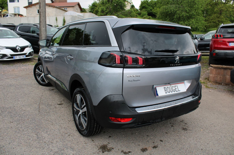 Photo 3 de l'offre de PEUGEOT 5008 PHASE 4 ALLURE PACK EAT8 BOITE AUTO PALETTE HYBRIDE 136 CV CAMÃRA 360 MI CUIR  7 PLACES à 30400€ chez Bougel transactions