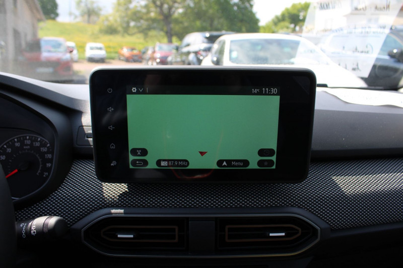 Photo 13 de l'offre de DACIA SANDERO 5 STEPWAY 100 CV ECO-GPL EXPRESSION GPS CARPLAY USB FULL LED BLUETOOTH RÃGULATEUR à 17800€ chez Bougel transactions