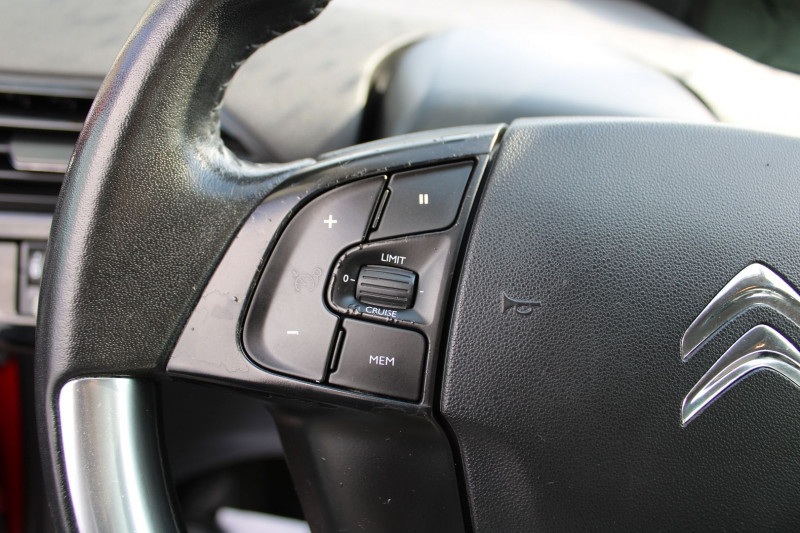 Photo 10 de l'offre de CITROEN GRAND C4 PICASSO II 2L HDI 150 CV BUISNESS "7 PLACES" GPS 3D CAMÃRA USB JA 17 BLUETOOTH RÃGULATEUR à 11990€ chez Bougel transactions