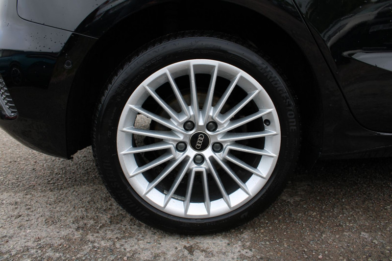 Photo 7 de l'offre de AUDI A3 SPORTBACK 35 TFSI 150CH MILD HYBRID BUSINESS LINE S TRONIC 7 à 26990€ chez Bougel transactions