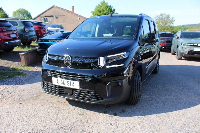 Photo 4 de l'offre de CITROEN BERLINGO 5 MAX BLUE HDI 130 CV GPS 3D CAMÃRA I-COKPIT JA 16 FULL LED GRIP BOITE AUTO EAT-8 à 29990€ chez Bougel transactions