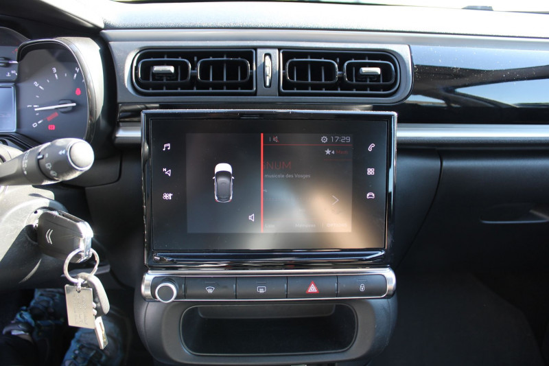 Photo 12 de l'offre de CITROEN C3 PHASE 4 SHINE 82 CV ESSENCE GPS MIROR LINK CLIM FULL LED USB RADAR BLUETOOTH RÃGULATEUR à 10500€ chez Bougel transactions