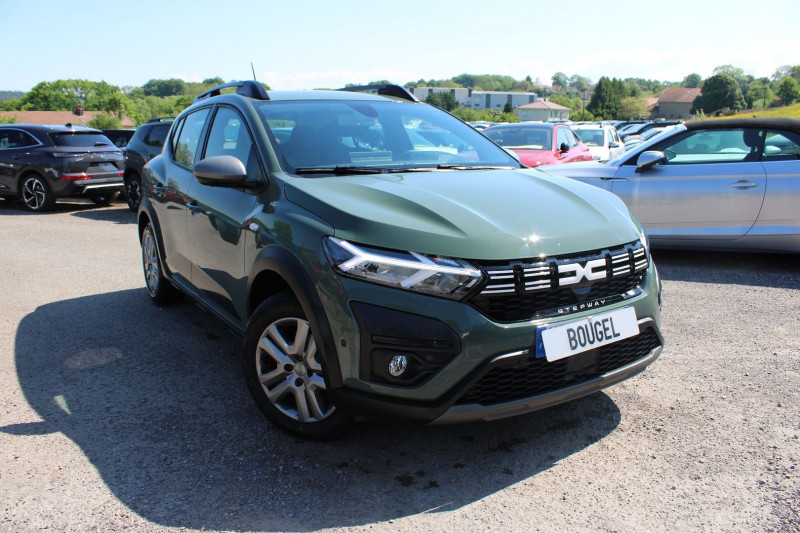 Dacia SANDERO 5 TCE 90 CV STEPWAY GPS 3D CAMÃRA FULL LED MP3 USB RÃGULATEUR BLUETOOTH BOITE AUTO Essence LICHEN KAKI Occasion à vendre