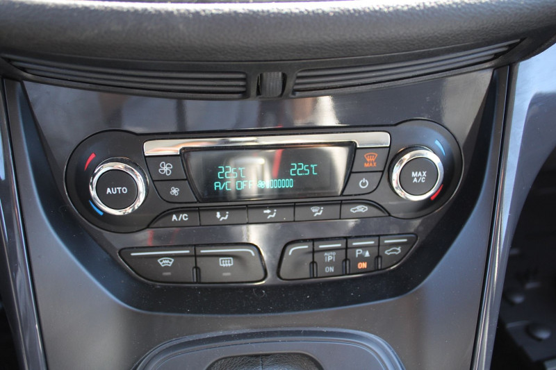 Photo 17 de l'offre de FORD KUGA 2.0 TDCI 163CH FAP TITANIUM 4X4 POWERSHIFT à 14900€ chez Bougel transactions