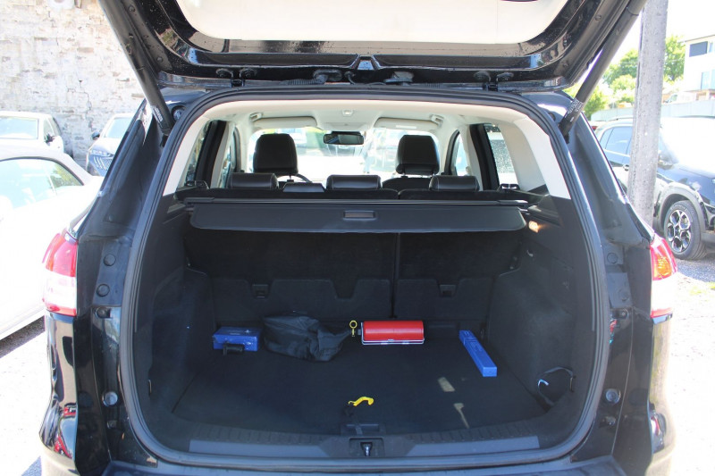 Photo 6 de l'offre de FORD KUGA 2.0 TDCI 163CH FAP TITANIUM 4X4 POWERSHIFT à 14900€ chez Bougel transactions