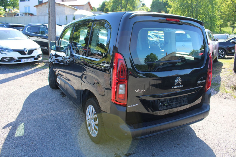 Photo 4 de l'offre de CITROEN BERLINGO 4 BLUEHDI 100 CV CONFORT CLIMAT ABS USB RÃGULATEUR BLUETOOTH ORDI DE BORD à 15400€ chez Bougel transactions