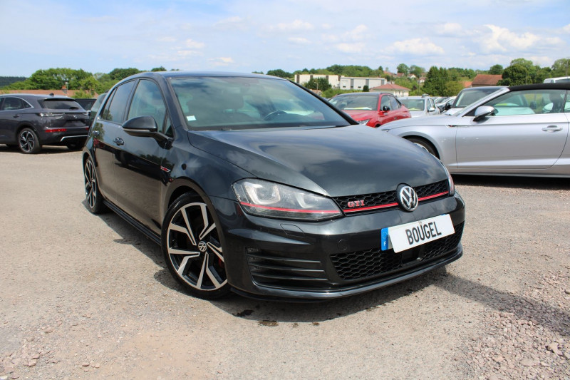 Photo 1 de l'offre de VOLKSWAGEN GOLF 7 2.0 TSI 230CH BLUEMOTION TECHNOLOGY GTI PERFORMANCE DSG6 5P CAMÃRA GPS FULL LEDS à 18900€ chez Bougel transactions