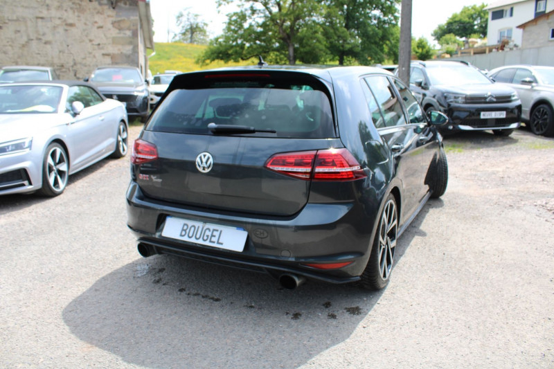 Photo 2 de l'offre de VOLKSWAGEN GOLF 7 2.0 TSI 230CH BLUEMOTION TECHNOLOGY GTI PERFORMANCE DSG6 5P CAMÃRA GPS FULL LEDS à 18900€ chez Bougel transactions