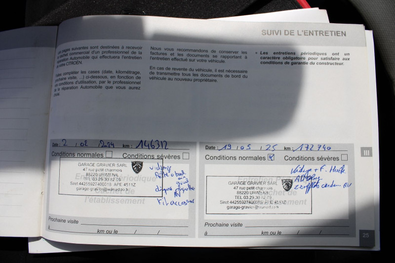 Photo 15 de l'offre de CITROEN JUMPY 4 XL BLUE HDI 115 CV CONFORT "9 PLACES" CLIM ATTELAGE RADAR BLUETOOTH RÃGULATEUR à 19990€ chez Bougel transactions