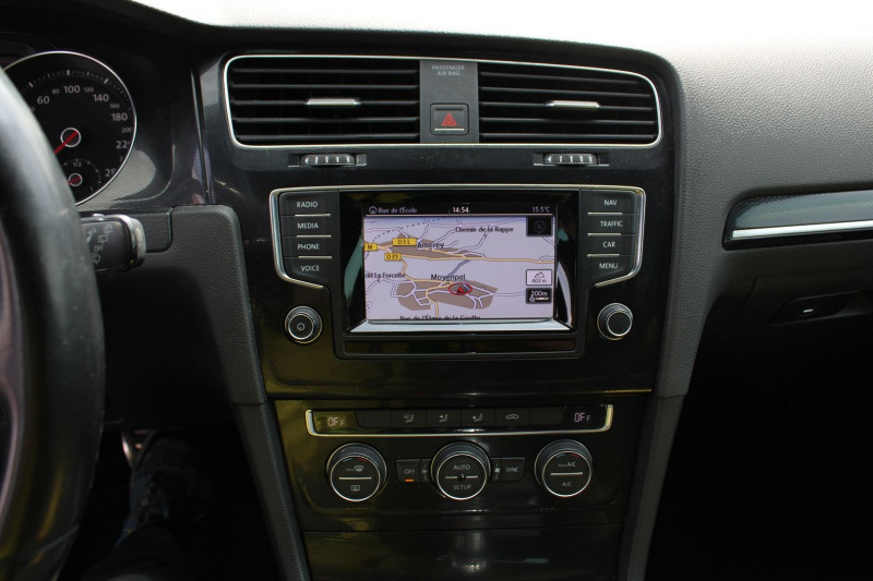 Photo 12 de l'offre de VOLKSWAGEN GOLF 7 2.0 TSI 230CH BLUEMOTION TECHNOLOGY GTI PERFORMANCE DSG6 5P CAMÃRA GPS FULL LEDS à 18900€ chez Bougel transactions