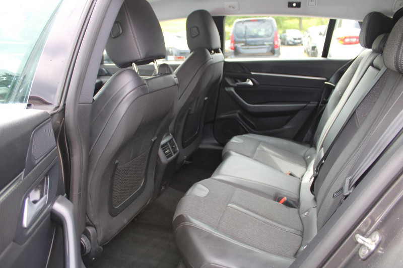 Photo 10 de l'offre de PEUGEOT 508 III SW ALLURE 2L BLUE HDI 160 CV GPS 3D CAMÃRA JA 17 FULL LED I-COKPIT BOITE AUTO EAT-8 à 18900€ chez Bougel transactions
