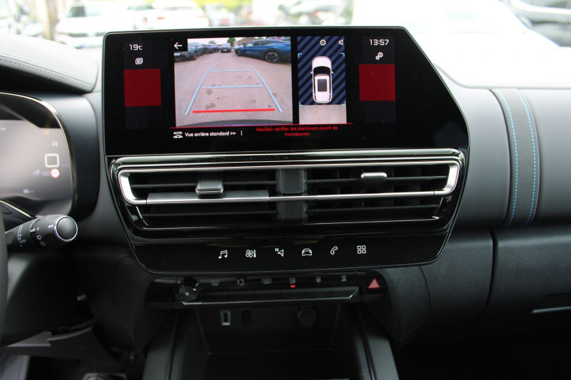 Photo 14 de l'offre de CITROEN C5 AIRCROSS II MAX BLUE HDI 130 CV GPS 3D CAMÃRA USB JA 18 FULL LED I-COKPIT BOITE AUTO EAT-8 à 29990€ chez Bougel transactions