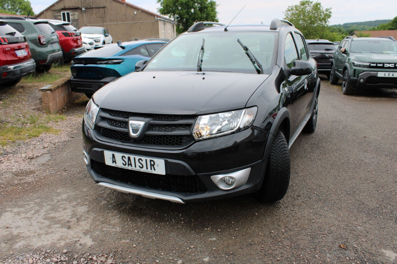 Photo 4 de l'offre de DACIA SANDERO II 1L5 DCI 90 CV STEPWAY CLIMAT LASER USB BLUETOOTH ABS DIESEL  5 PORTES à 7990€ chez Bougel transactions