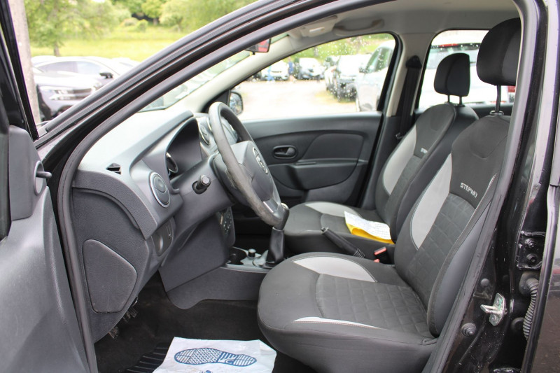 Photo 7 de l'offre de DACIA SANDERO II 1L5 DCI 90 CV STEPWAY CLIMAT LASER USB BLUETOOTH ABS DIESEL  5 PORTES à 7990€ chez Bougel transactions