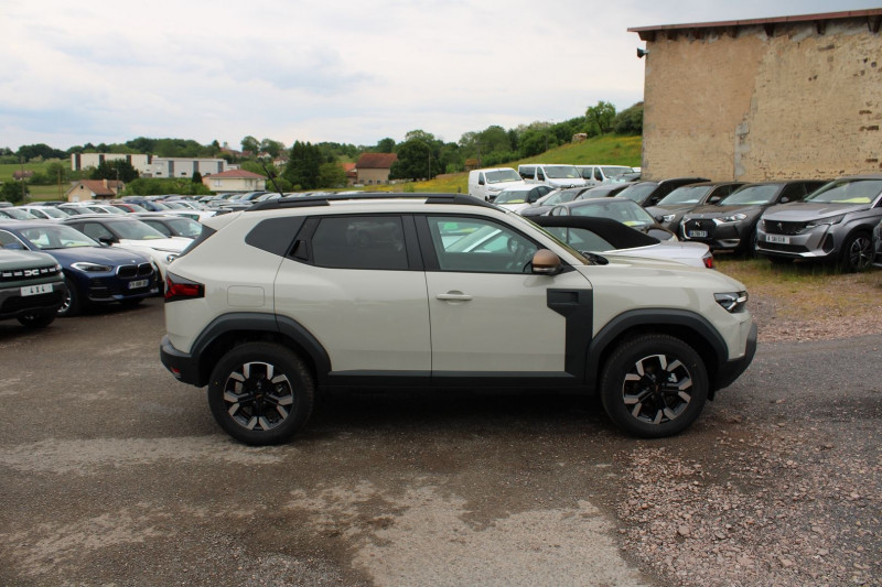 Photo 5 de l'offre de DACIA DUSTER VI EXTREME TCE 130 CV "4X4" GPS CARPLAY JA17 FULL LED CAMÃRA 360Â° I-COKPIT PK HIVER à 28990€ chez Bougel transactions