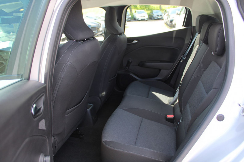 Photo 8 de l'offre de RENAULT CLIO 5 TCE 90 CV BUSINESS GPS 3D USB RÃGULATEUR BLUETOOTH CLIMAT ABS FULL LEDS 5 PORTES à 15200€ chez Bougel transactions