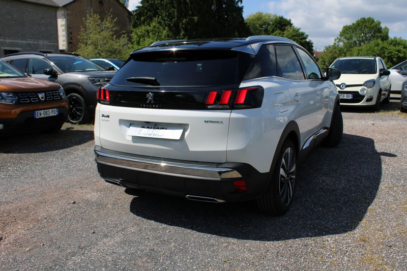 Photo 2 de l'offre de PEUGEOT 3008 III GT HYBRID4 300 CV EAT8 BOITE AUTO 4X4 GPS BICOLOR CAMÃRA ESP JA 19  TOIT OUVRANT à 24900€ chez Bougel transactions