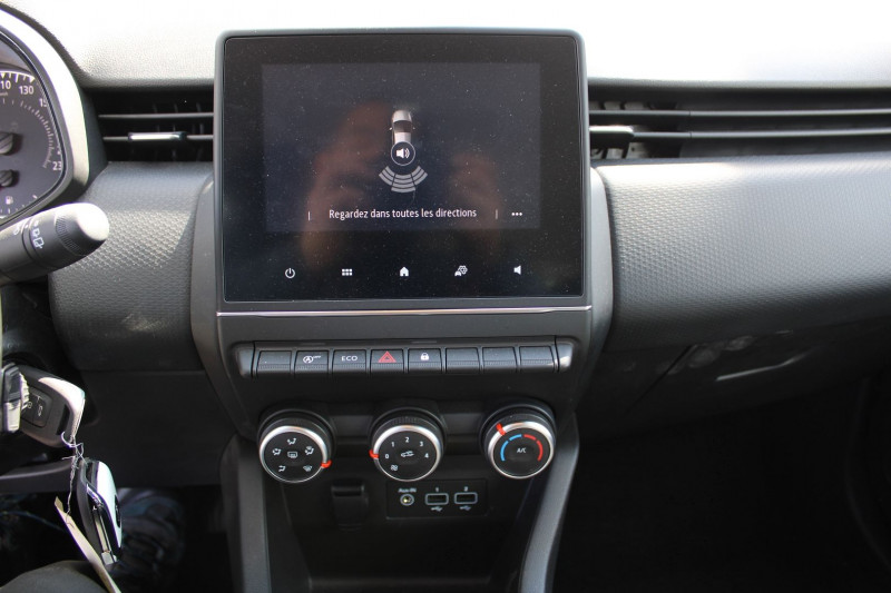 Photo 12 de l'offre de RENAULT CLIO 5 TCE 90 CV BUSINESS GPS 3D USB RÃGULATEUR BLUETOOTH CLIMAT ABS FULL LEDS 5 PORTES à 15200€ chez Bougel transactions