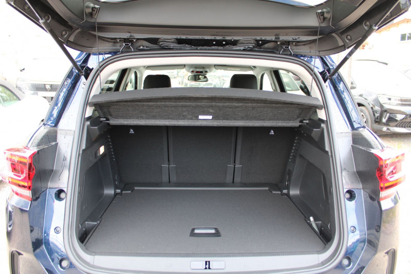 Photo 6 de l'offre de CITROEN C5 AIRCROSS II MAX BLUE HDI 130 CV GPS 3D CAMÃRA USB JA 18 FULL LED I-COKPIT BOITE AUTO EAT-8 à 29990€ chez Bougel transactions
