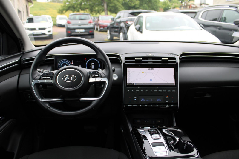 Photo 12 de l'offre de HYUNDAI TUCSON 4 EXECUTIVE T-GDI 230 CV HYBRIDE GPS 3D CAMÃRA TOIT PANO USB I-COKPIT BOITE AUTO à 25990€ chez Bougel transactions