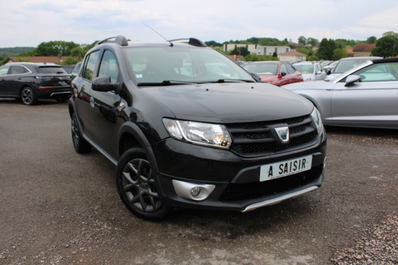 Dacia SANDERO II 1L5 DCI 90 CV STEPWAY CLIMAT LASER USB BLUETOOTH ABS DIESEL  5 PORTES Diesel NOIR INTENSE Occasion à vendre