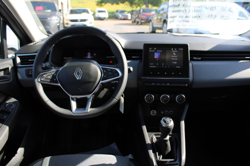 Photo 9 de l'offre de RENAULT CLIO VI EVOLUTION DIESEL BLUEDCI 100 CV BOITE 6V CAMÃRA USB GPS LINK MÃDIA FULL LEDS ABS à 20900€ chez Bougel transactions