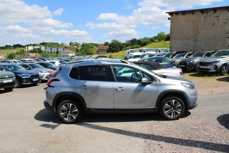 Photo 5 de l'offre de PEUGEOT 2008 II ALLURE 1L6 BLUE HDI 100 CV GPS 3D USB RE RADAR GRIP CONTROL BLUETOOTH RÃGULATEUR à 11500€ chez Bougel transactions