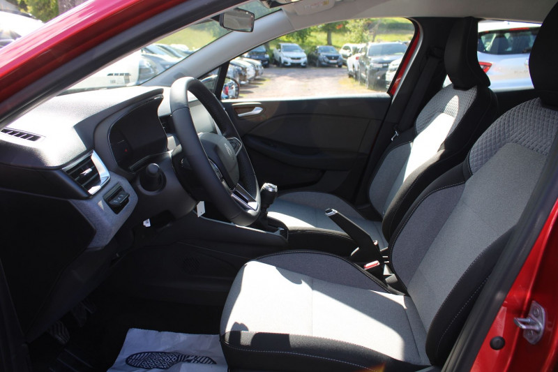 Photo 7 de l'offre de RENAULT CLIO VI EVOLUTION DIESEL BLUEDCI 100 CV BOITE 6V CAMÃRA USB GPS LINK MÃDIA FULL LEDS ABS à 20900€ chez Bougel transactions