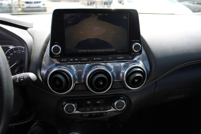 Photo 13 de l'offre de NISSAN JUKE III 1L DIG-T 114 CV N-CONNECT CAMÃRA CUIR GPS LINK USB FULL LEDS CLIM AUTO  BOITE 6V à 19500€ chez Bougel transactions