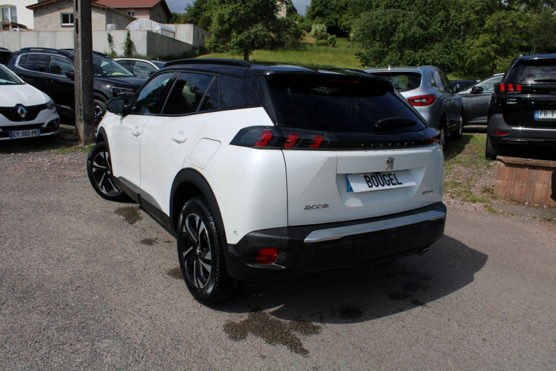 Photo 3 de l'offre de PEUGEOT 2008 III 1L5 BLUEHDI 100 CV GT LINE BICOLOR NACRÃ CAMÃRA GRAND GPS 3D USB FULL LEDS  BV.6 à 18400€ chez Bougel transactions