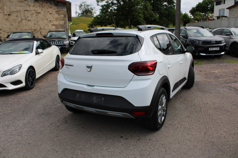 Photo 2 de l'offre de DACIA SANDERO 4 STEPWAY 90 CV 1L EDC BOITE AUTO CAMÃRA GPS LINK USB RADARS RÃGULATEUR BLUETOOTH à 14900€ chez Bougel transactions