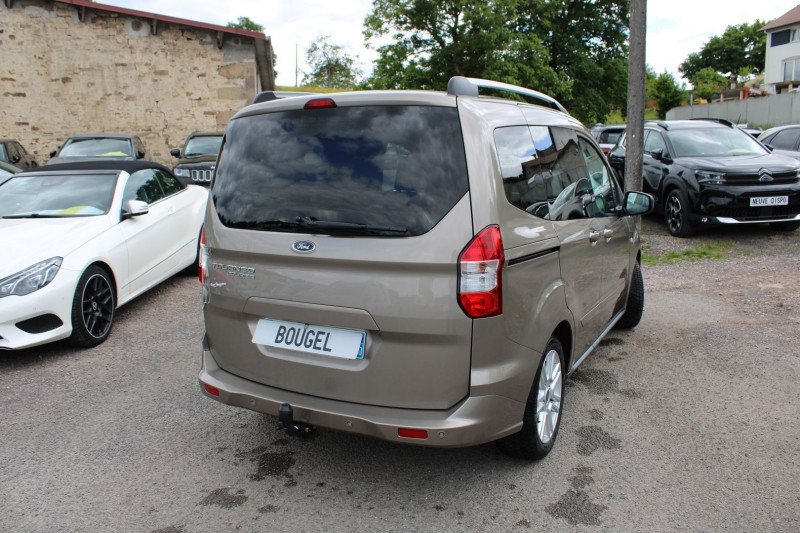 Photo 2 de l'offre de FORD TOURNEO COURIER TITANUIM 1L5 TDCI 100 CV GPS 3D CLIM JA 16 ATTELAGE BLUETOOTH RADAR RÃGULATEUR à 8990€ chez Bougel transactions