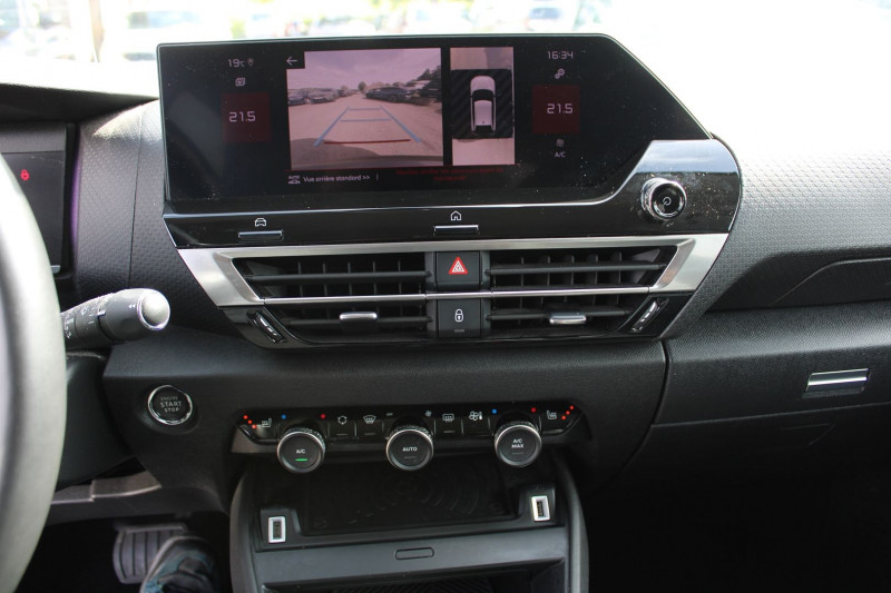 Photo 15 de l'offre de CITROEN C4 PHASE 4 SHINE PACK ESSENCE 155 CV GPS 3D CAMÃRA FULL LED JA 18 I-COKPIT BOITE AUTO EAT-8 à 17500€ chez Bougel transactions
